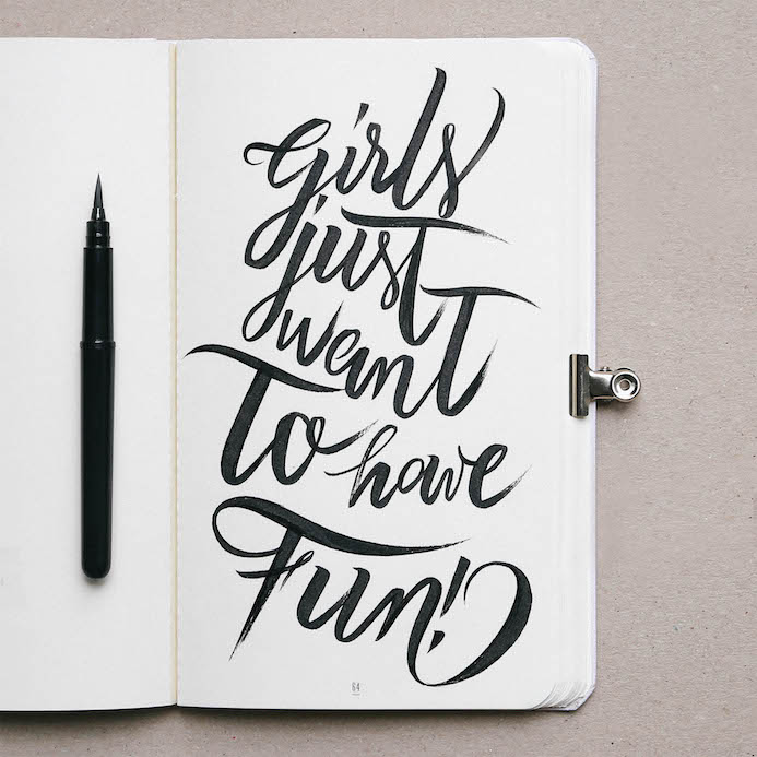girls just want to have fun typographie