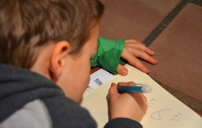 cahier de dessin le papier.jpg
