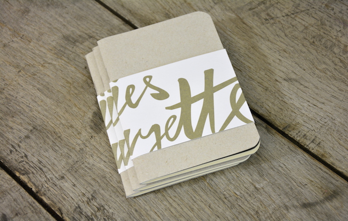 calepin personnalise le papier fait de la resistance