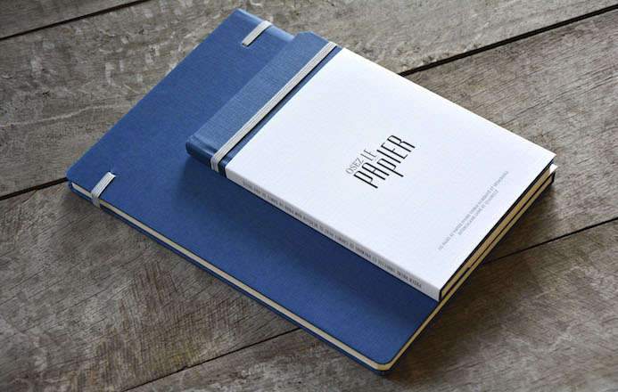 carnet-bleu-cahier-bleu-le-papier