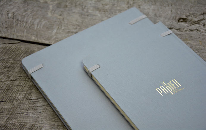 carnet-gris-cahier-gris-le-papier-fait-de-la-resistance