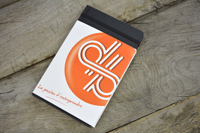 le papier fait de la resistance carnet personnalise