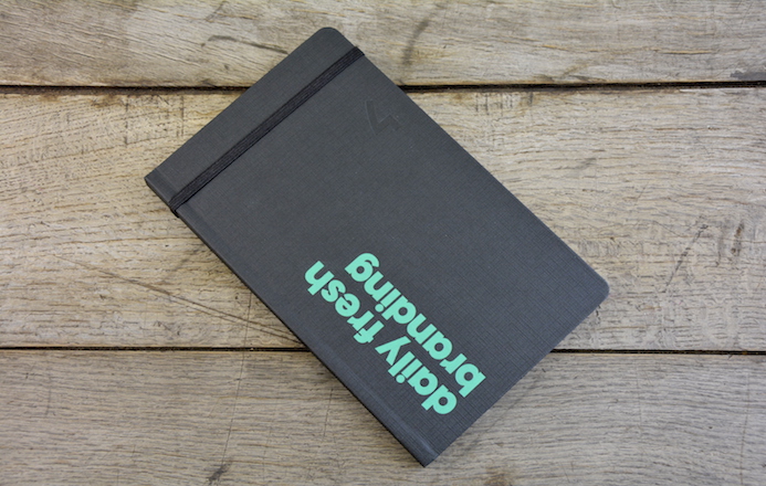 le papier fait de la resistance carnet personnalise