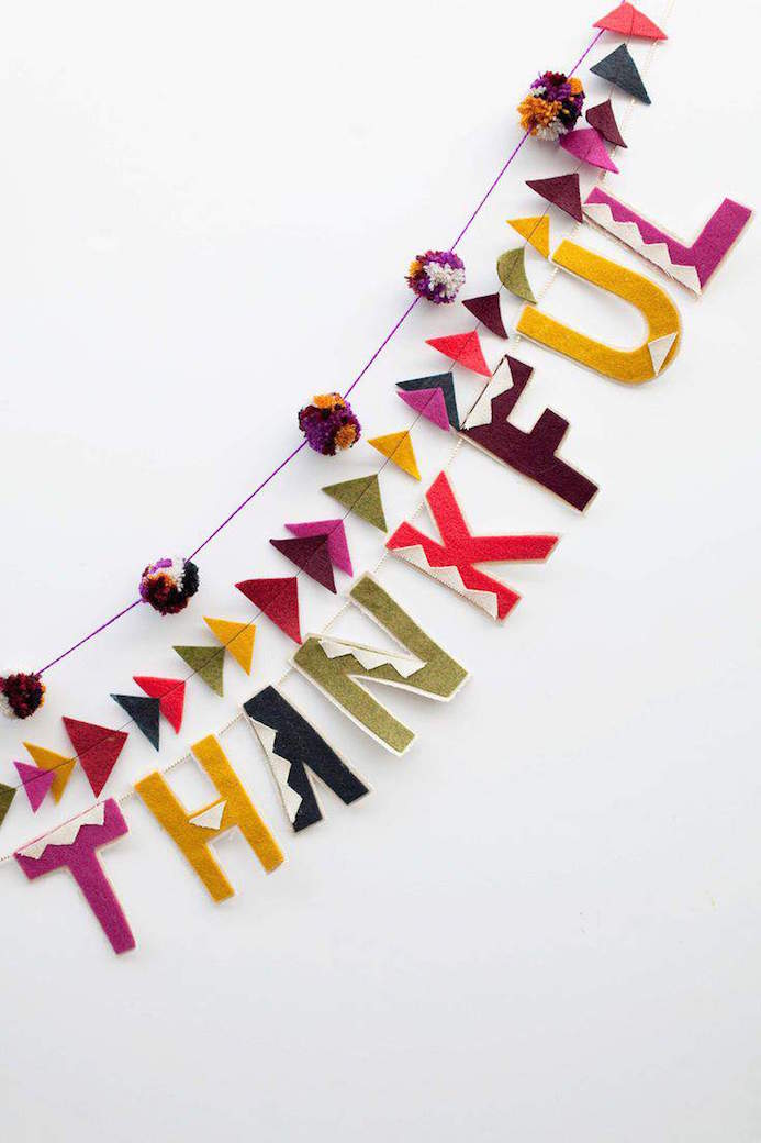 thankful typographie